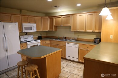 1138 1/2 E Isaacs Ave unit A, Walla Walla, WA 99362 - photo 7