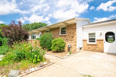 1050 N Patterson Rd, Wayland, MI 49348 - photo 3