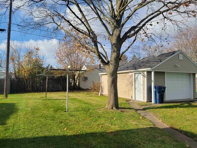 1608 Wilson St, Bay City, MI 48708 - photo 6