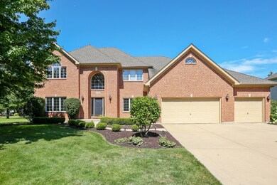 4316 Camelot Cir, Naperville, IL 60564 - photo 2
