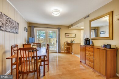 1712 Greentree Ct, Crofton, MD 21114 - photo 7