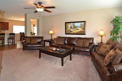 04 Family Room