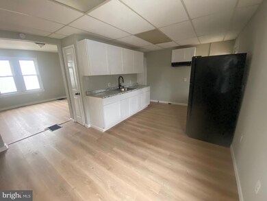 617 New York St, Dunmore, PA 18509 - photo 3