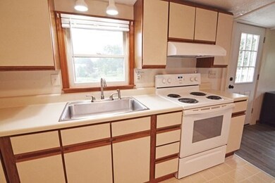 277 Howard St unit 2, Ludlow, MA 01056 - photo 6