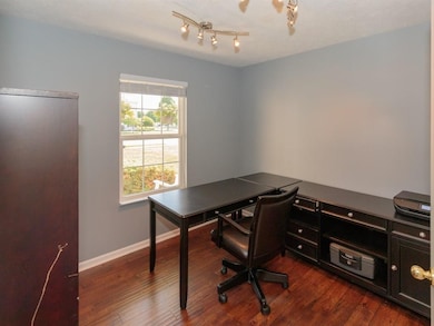 12974 Dolphins Ln, Fishers, IN 46037 - photo 4