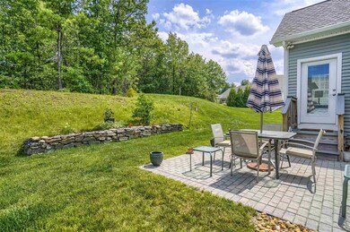 7 Black Forest Cir unit 7, Londonderry, NH 03053 - photo 6