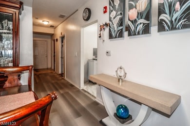 19A Koolidge Ct, Somerset, NJ 08873 - photo 6