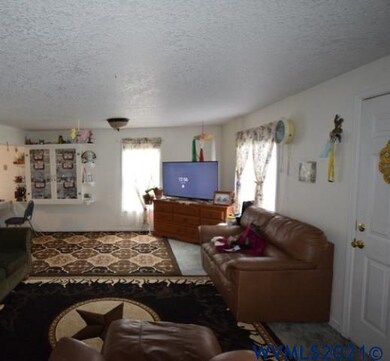 22506 Bents Rd NE, Aurora, OR 97002 - photo 5