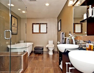 Master Bath/Spa.