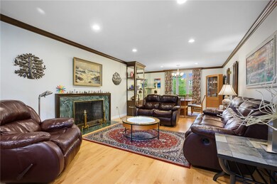 6323 Beacon St, Pittsburgh, PA 15217 - photo 4