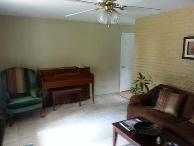 18711 Loras Ln, Country Club Hills, IL 60478 - photo 4