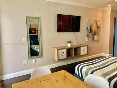 825 Euclid Ave unit 12A, Miami Beach, FL 33139 - photo 6