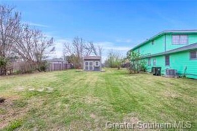 1015 Pine St, Lake Charles, LA 70601 - photo 2