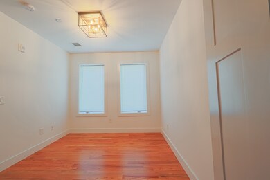 97 Condor St unit 7, Boston, MA 02128 - photo 2
