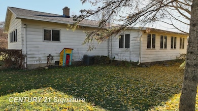 3201 Gehring Dr, Flint, MI 48506 - photo 6