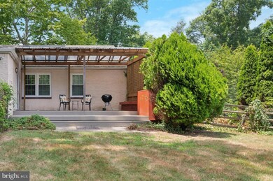 154 Bortondale Rd, Media, PA 19063 - photo 3