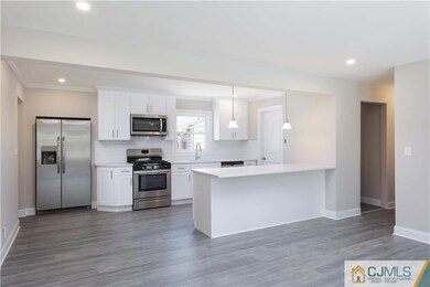 2 Wedgewood Dr, Carteret, NJ 07008 - photo 6