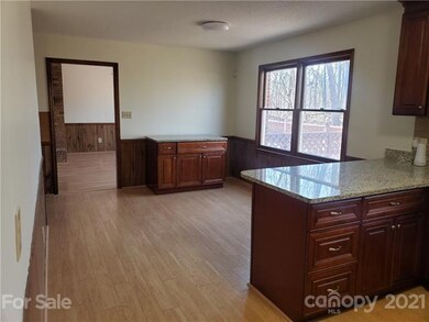 2527 Saddlewood Cir SW, Concord, NC 28027 - photo 5