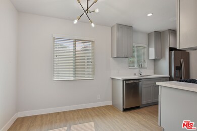 4808 Saturn St unit 1, Los Angeles, CA 90019 - photo 4