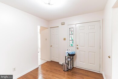 48 Stonehurst Ct unit I, Chesterbrook, PA 19087 - photo 3