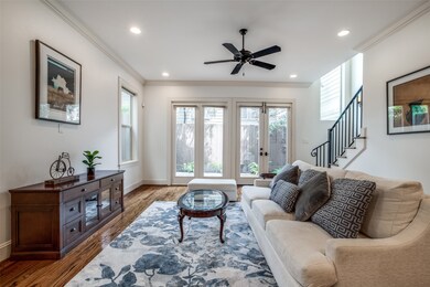 1702 Michigan St, Houston, TX 77006 - photo 3