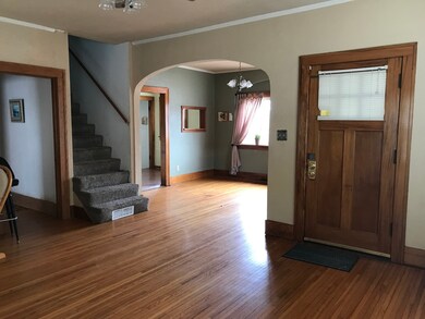 703 Spruce St, Aurora, IL 60506 - photo 3