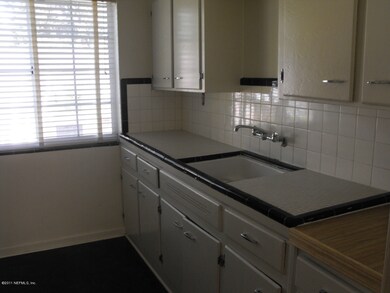 3637 Oak St unit 4, Jacksonville, FL 32205 - photo 5