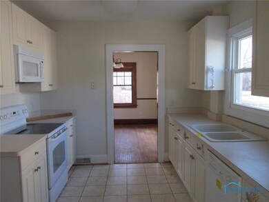 KITCHEN (10X10)