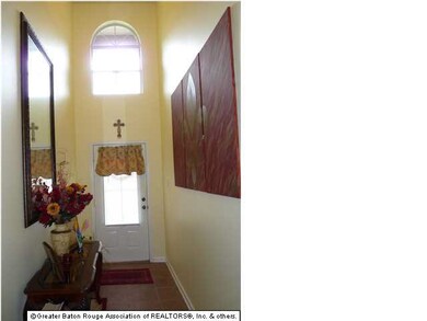 Foyer with 15-foot Ceilling