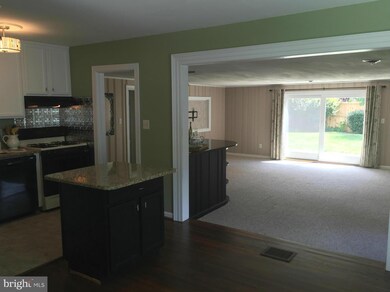 3904 Lawrence Ave, Kensington, MD 20895 - photo 7