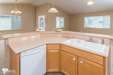 6856 Brittany Rock Way-large-006-12-Livi