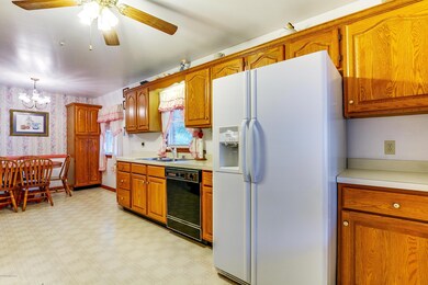 7916_ColumbineDr_40258_0508