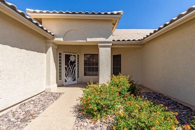 Front Porch & Entry