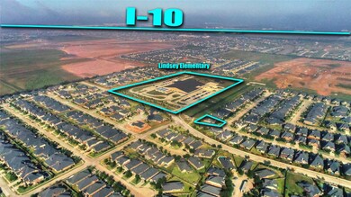 Several different access roads to I-10.