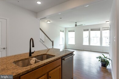 6949 Stoddert Ln, Landover, MD 20785 - photo 5