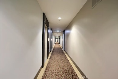 133 S Los Robles Ave unit 507, Pasadena, CA 91101 - photo 5