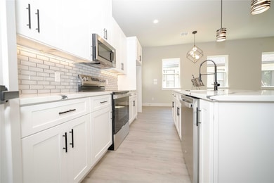 101 S Getzendaner St, Waxahachie, TX 75165 - photo 4