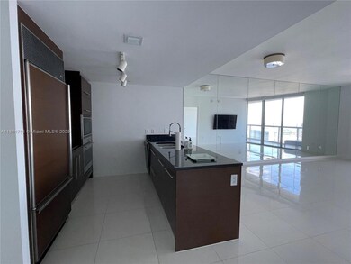 Icon Brickell Tower 1 unit 4812, Miami, FL 33131 - photo 4