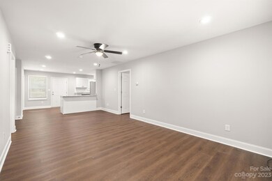 430 Reynolda Dr, Statesville, NC 28677 - photo 4