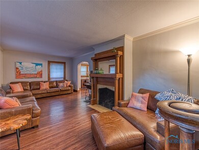 3819 Grantley Rd, Toledo, OH 43613 - photo 5