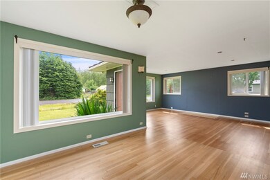 1001 Cole Ave, Raymond, WA 98577 - photo 5