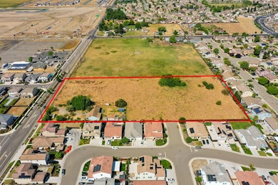 1957 W Woodward Ave, Manteca, CA 95337 - photo 3