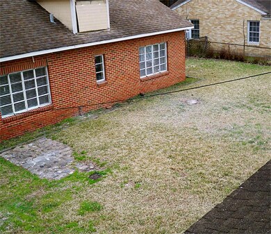 406 Graceland St unit 3 --Up, Houston, TX 77009 - photo 5