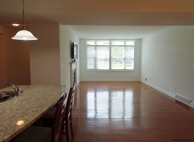 309 Lois Ln, Schenectady, NY 12304 - photo 6