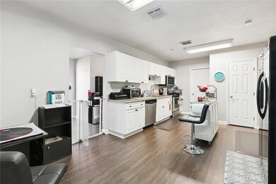 221 W Urquhart St, Chalmette, LA 70043 - photo 5