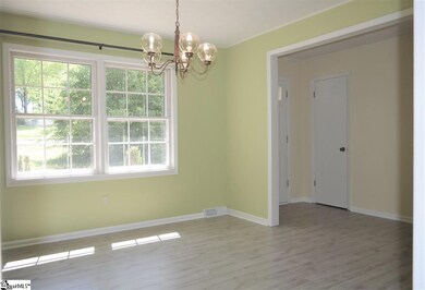 300 Colony Rd, Travelers Rest, SC 29690 - photo 6