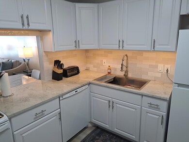 Palm Lake Condo unit 208N, Lake Worth, FL 33460 - photo 5