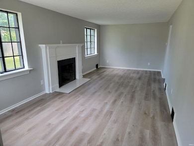 4615 S Calhoun St, Fort Wayne, IN 46807 - photo 3