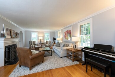 11 Arnold Rd, Wellesley Hills, MA 02481 - photo 6