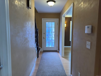 8 Reggie Way unit B, Broad Brook, CT 06016 - photo 4